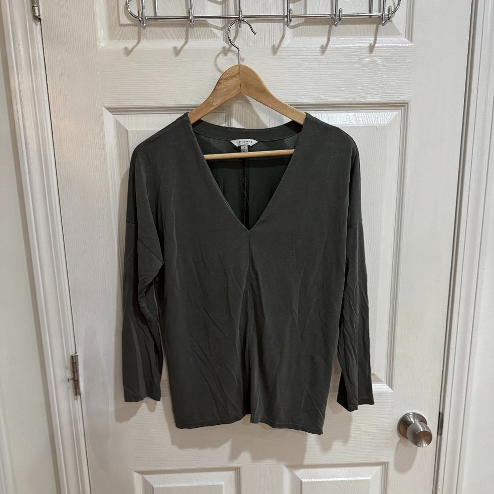 Lucky Brand Green V-Neck 3/4 Sleeve Shirt